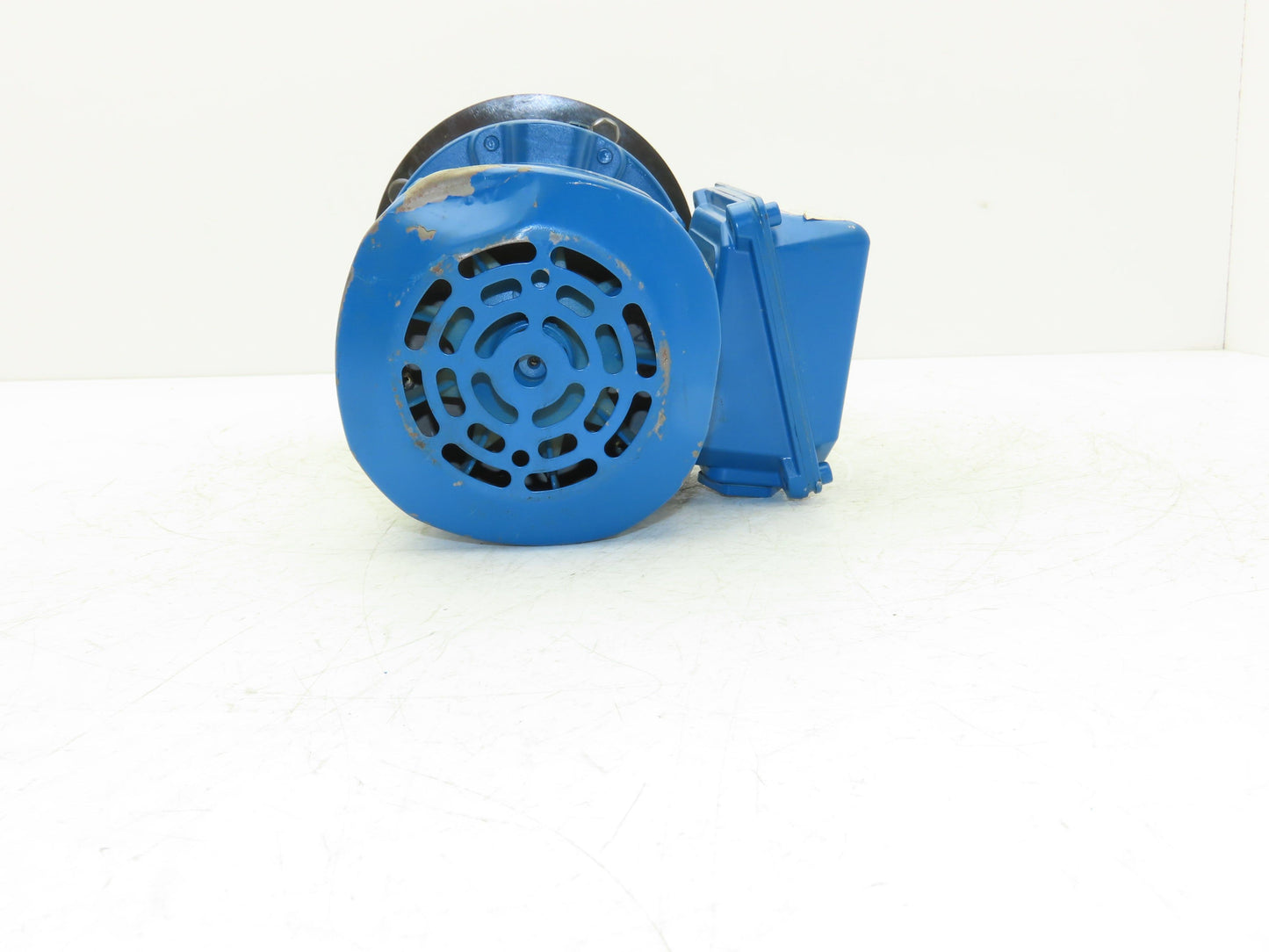 Sumitomo Cyclo CNFMS03-6095GB-87/G F63M/4 Gearmotor 20rpm .25kw 220-480V 87:1