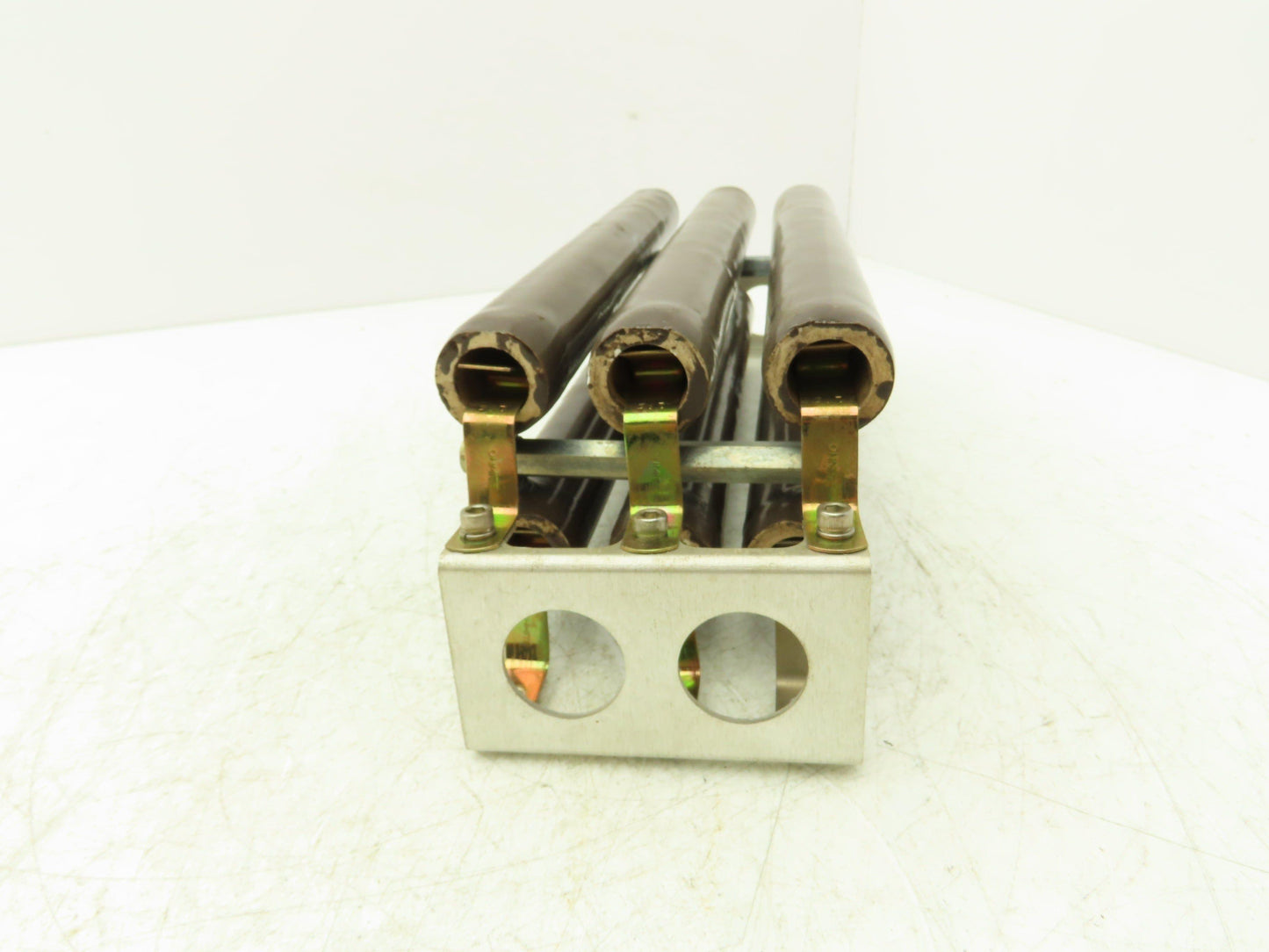 Ohmite L225J25R Wire-Wound Bracket Mount Resistor 25O 225W Lot of 6