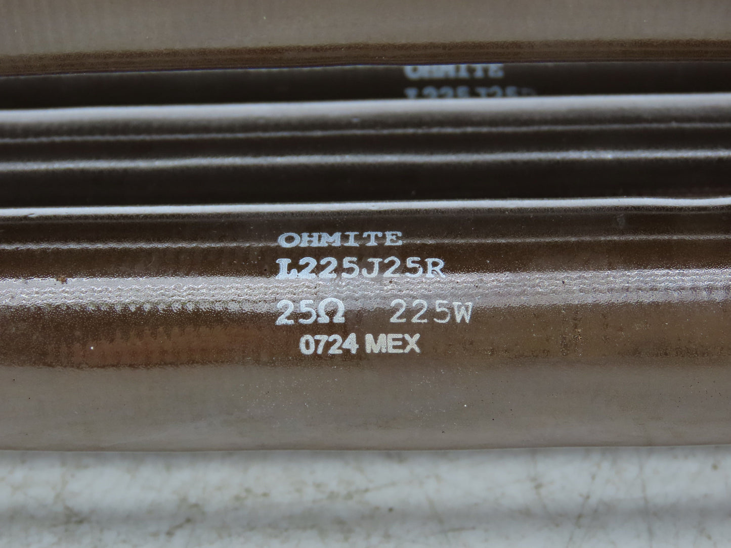 Ohmite L225J25R Wire-Wound Bracket Mount Resistor 25O 225W Lot of 6