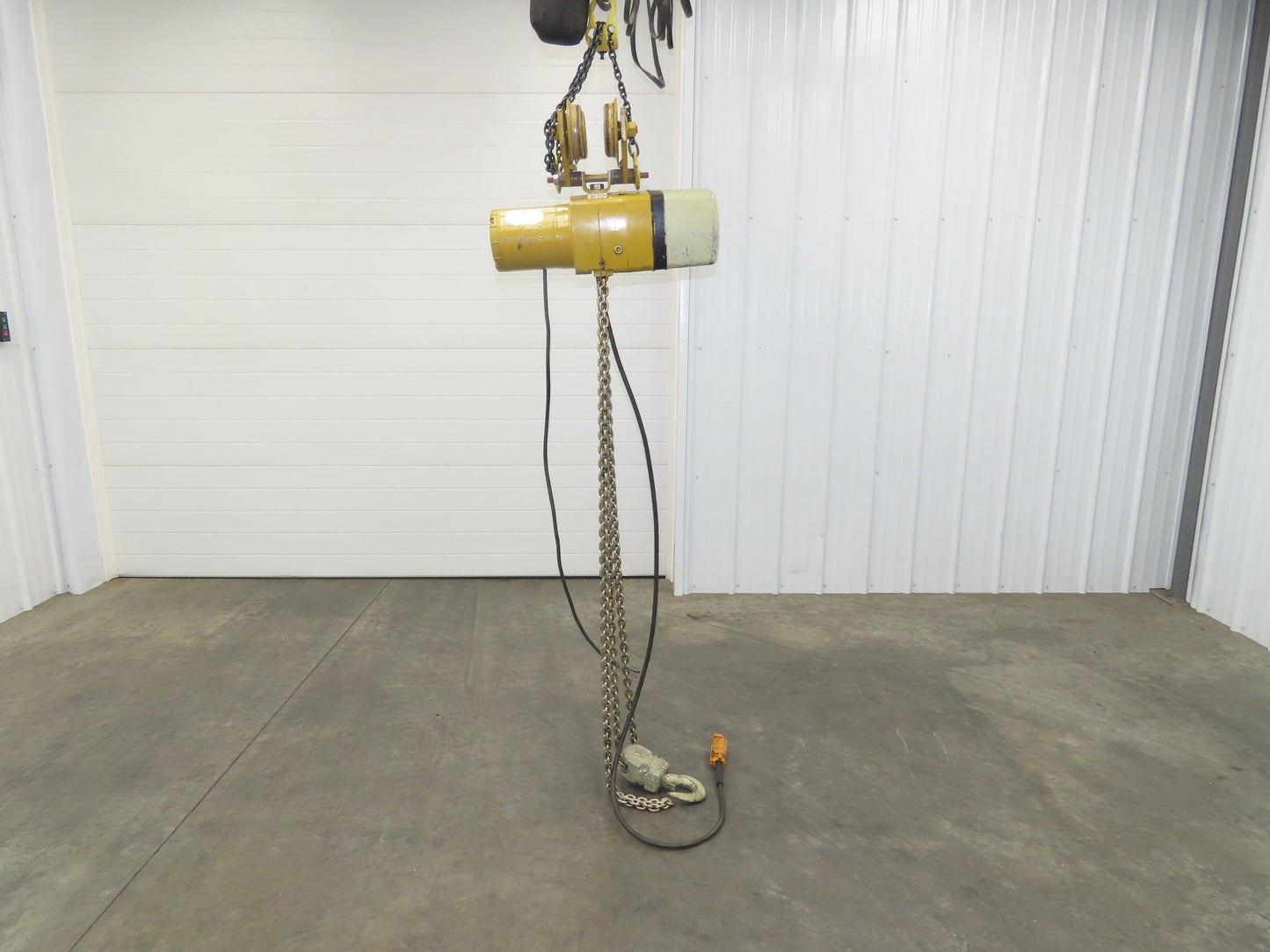 Yale KEL 2 Ton Electric Chain Hoist 8 FPM 10' Lift 230/460 Volt 3PH Trolley