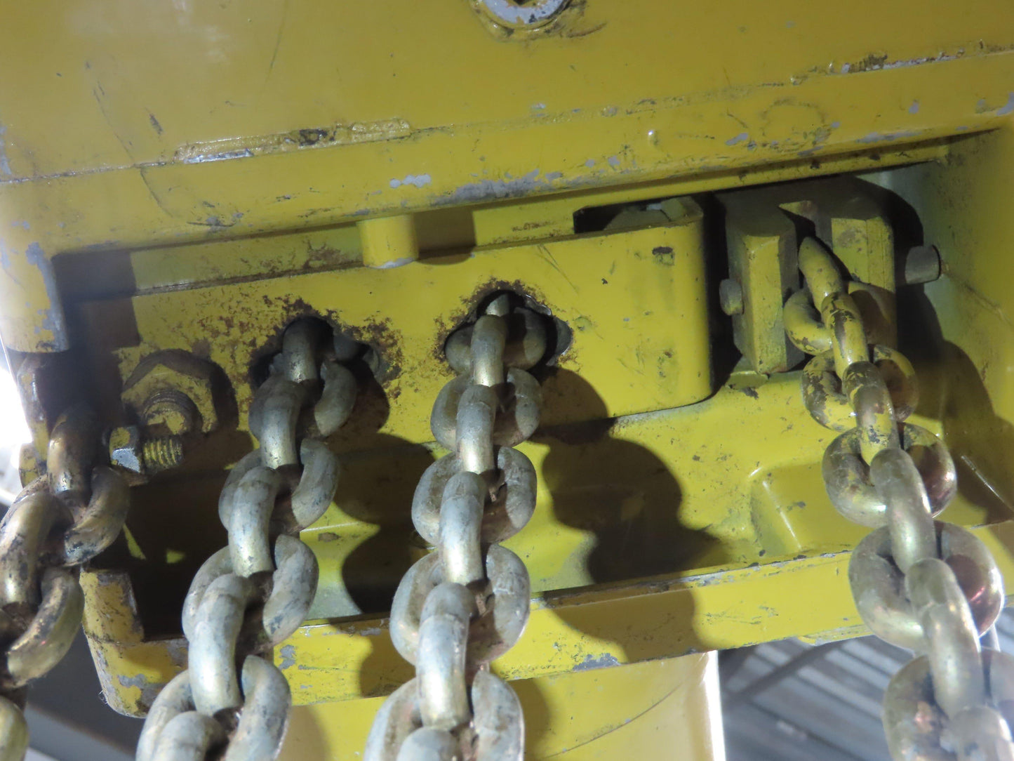 Yale KEL 2 Ton Electric Chain Hoist 8 FPM 10' Lift 230/460 Volt 3PH Trolley