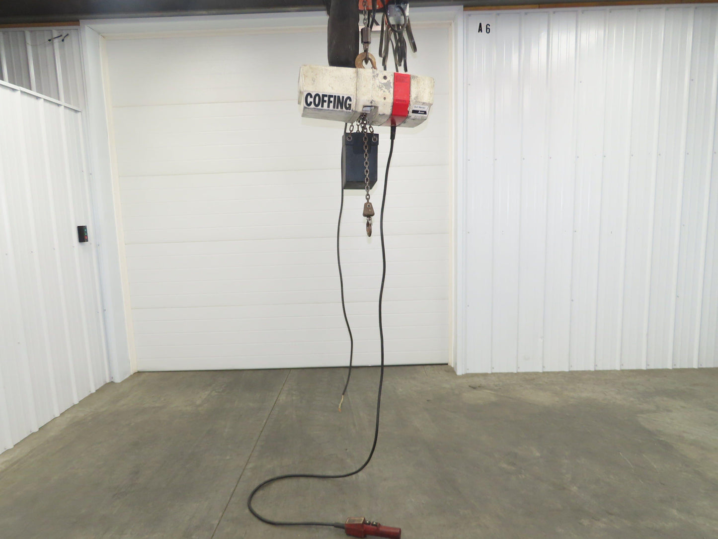 Coffing EC 1009 1 1/2 Ton Electric Chain Hoist 9 FPM 15' Lift 110 Volt 1PH