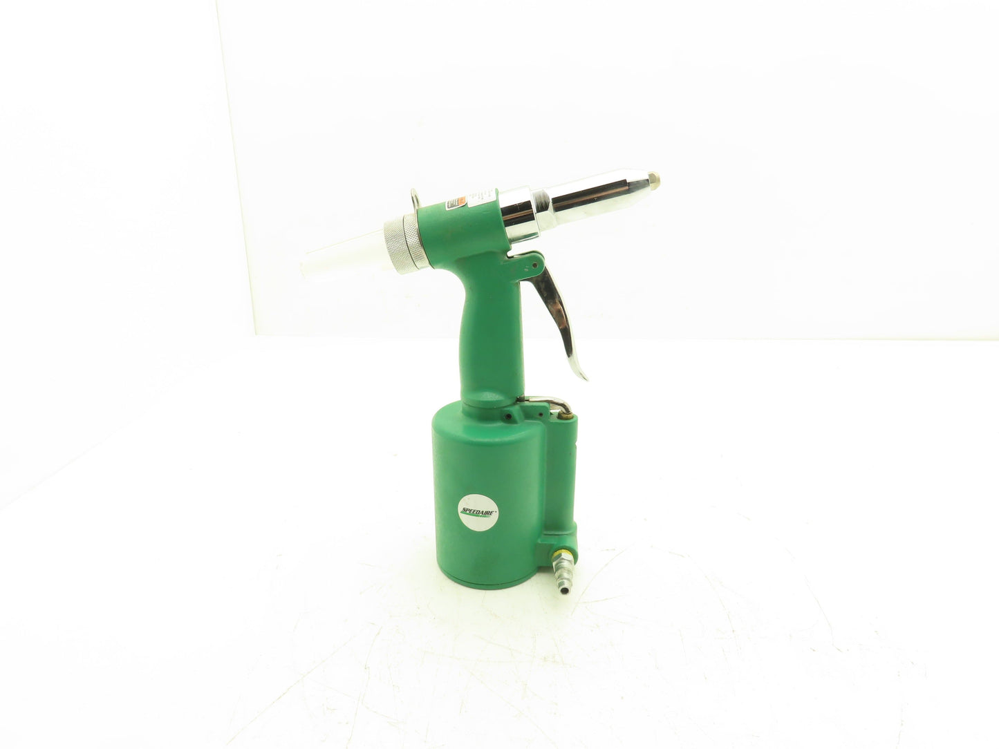 Speedaire 3CRH4B Pneumatic Rivet Gun Air Riveter 1940LBS