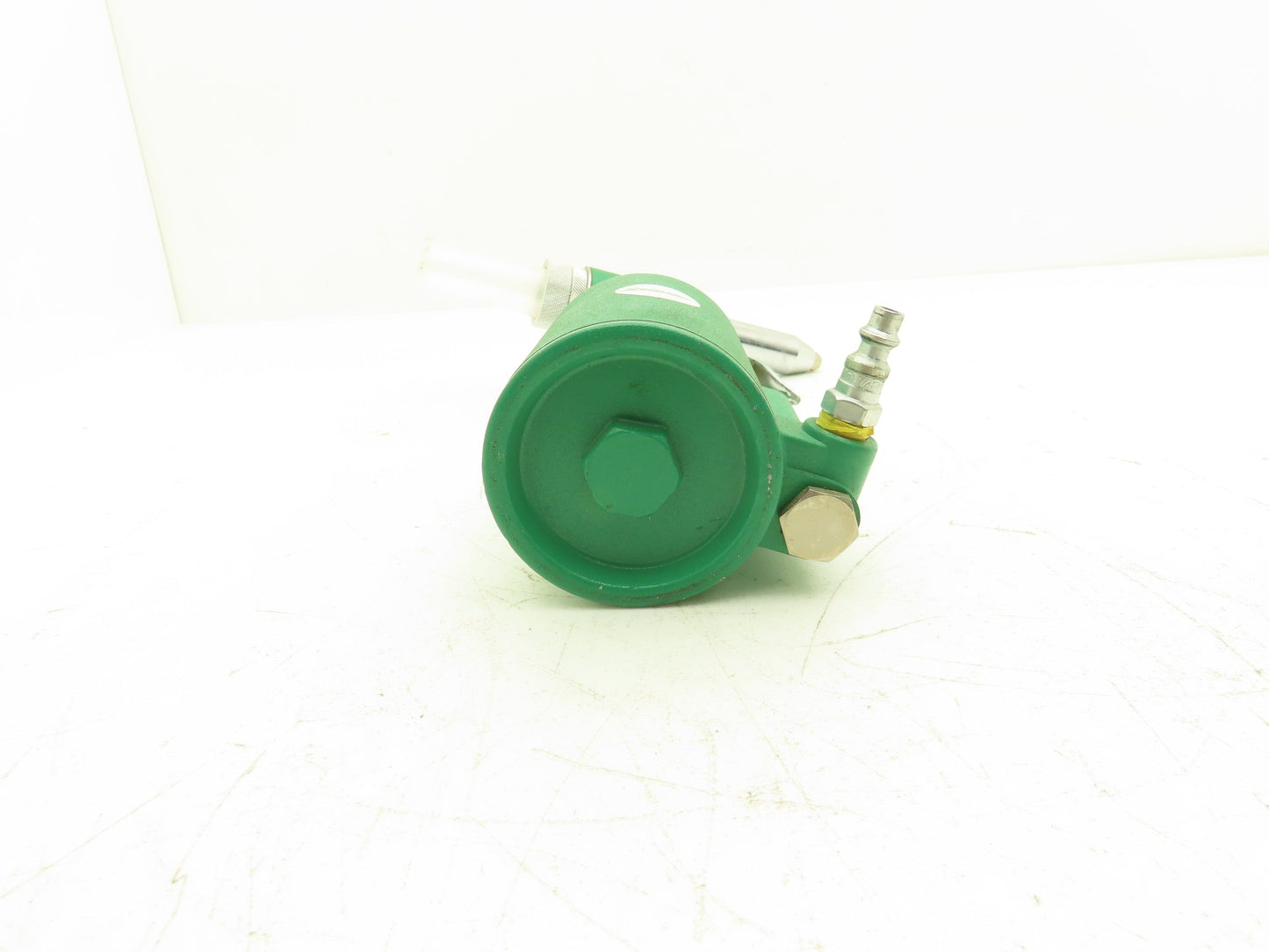 Speedaire 3CRH4B Pneumatic Rivet Gun Air Riveter 1940LBS