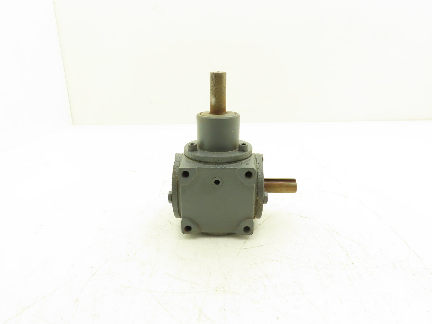 Hub City Model M3 CF Bevel Gear Drive 1:1 Gearbox Right Angle 5/8" Shaft