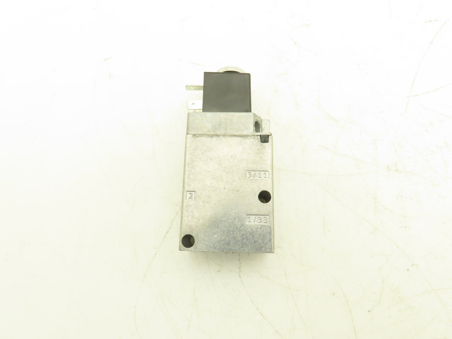 Festo 26628 MFH-3-1/4-SA Solenoid Valve 3 Way 2 Pos 145 PSI 1/4"NPT NC 24VDC