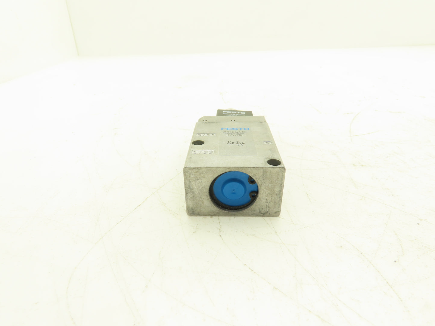Festo 26628 MFH-3-1/4-SA Solenoid Valve 3 Way 2 Pos 145 PSI 1/4"NPT NC 24VDC