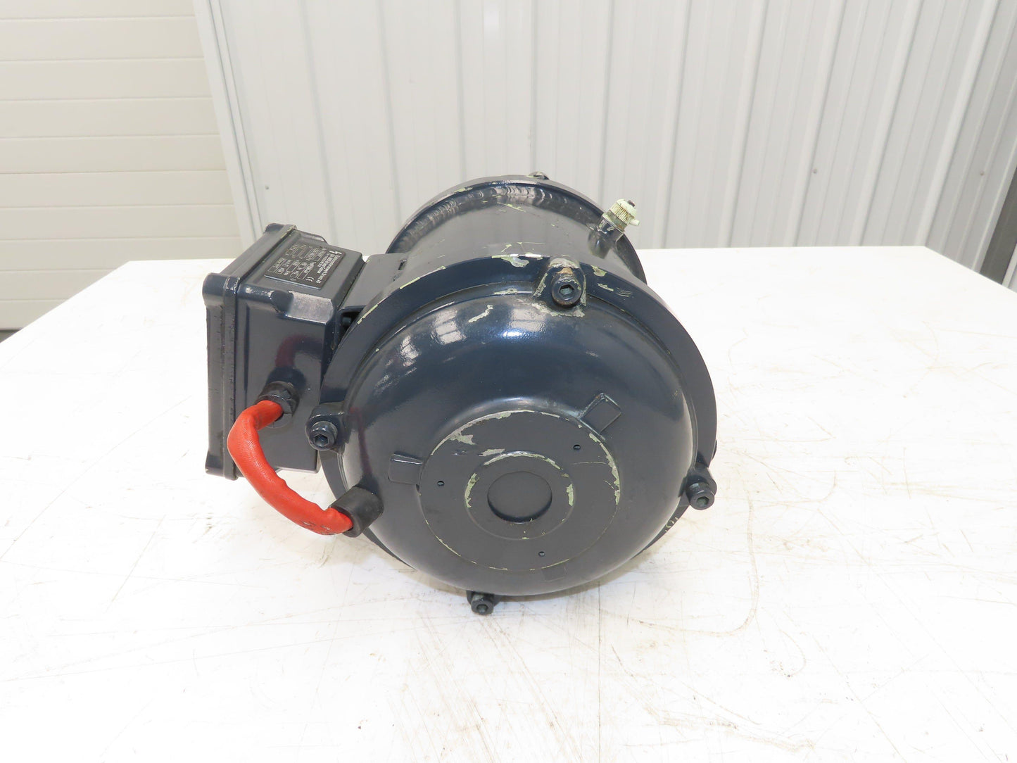 EMWB F112-4M Water Cooled AC Motor 4kw 1420rpm 220/400V 3PH 50Hz IEC 112M Metric