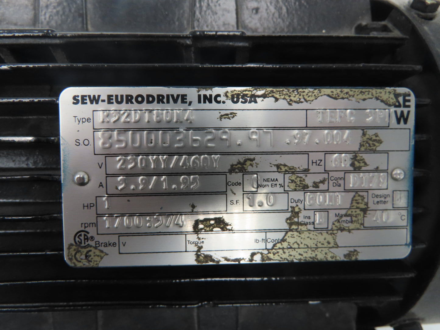 Sew-Eurodrive R32DT80N4 Inline Gearmotor 4.5:1 Reducer 374rpm 1Hp 230/460V 3PH