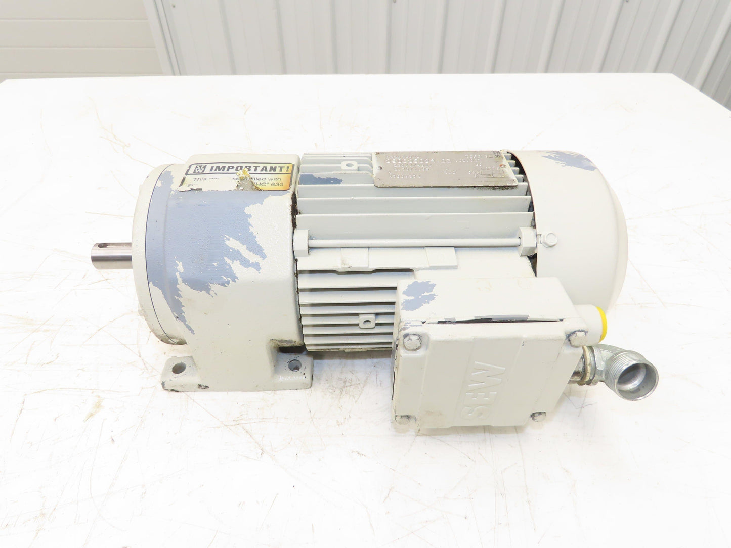 Sew-Eurodrive R32DT80N4 Inline Gearmotor 4.5:1 Reducer 374rpm 1Hp 230/460V 3PH