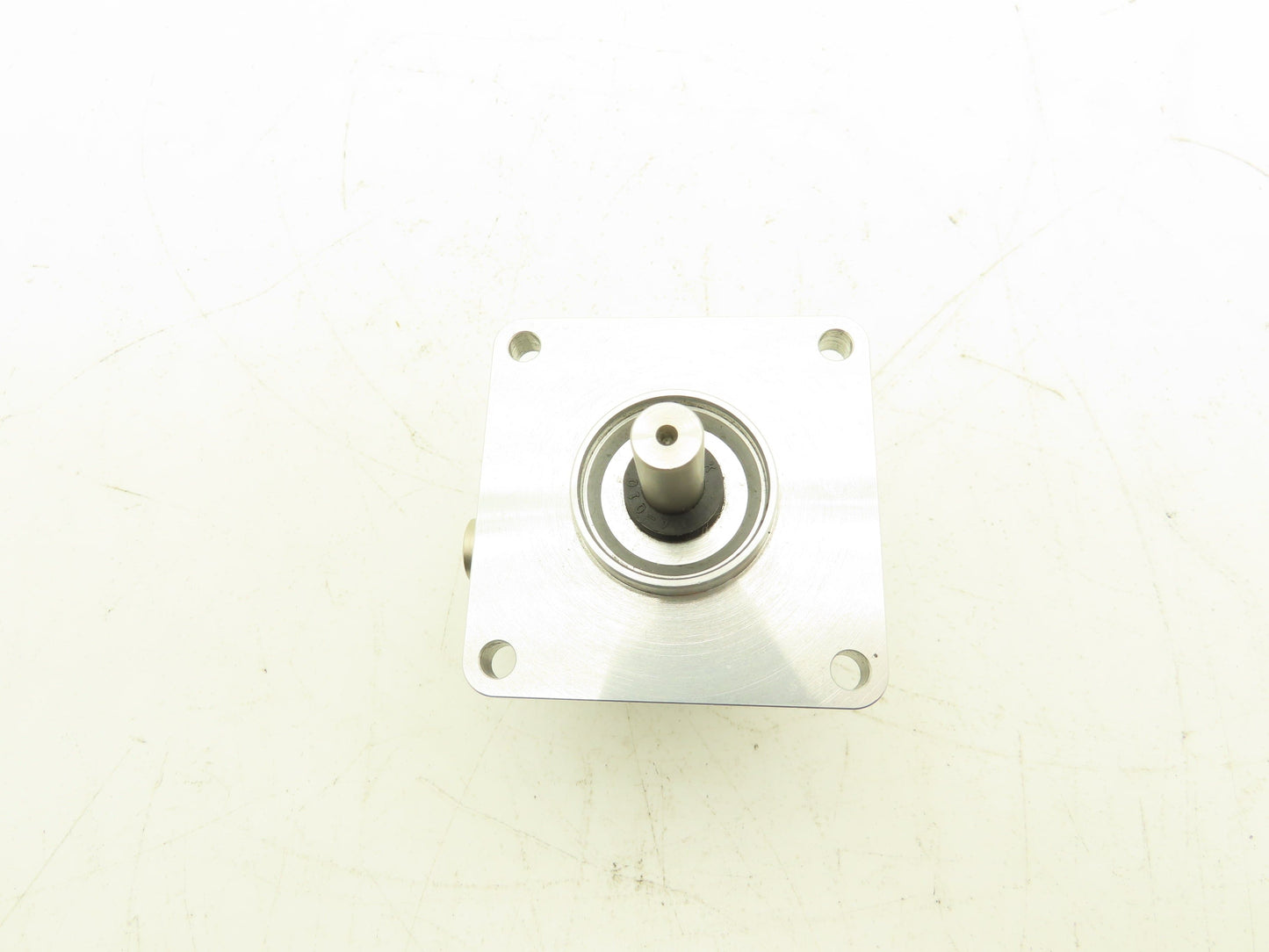 Baumer Electric BDW 06.05A4096-C1-9 Rotary Encoder 1-30VDC 10mm Shaft N921