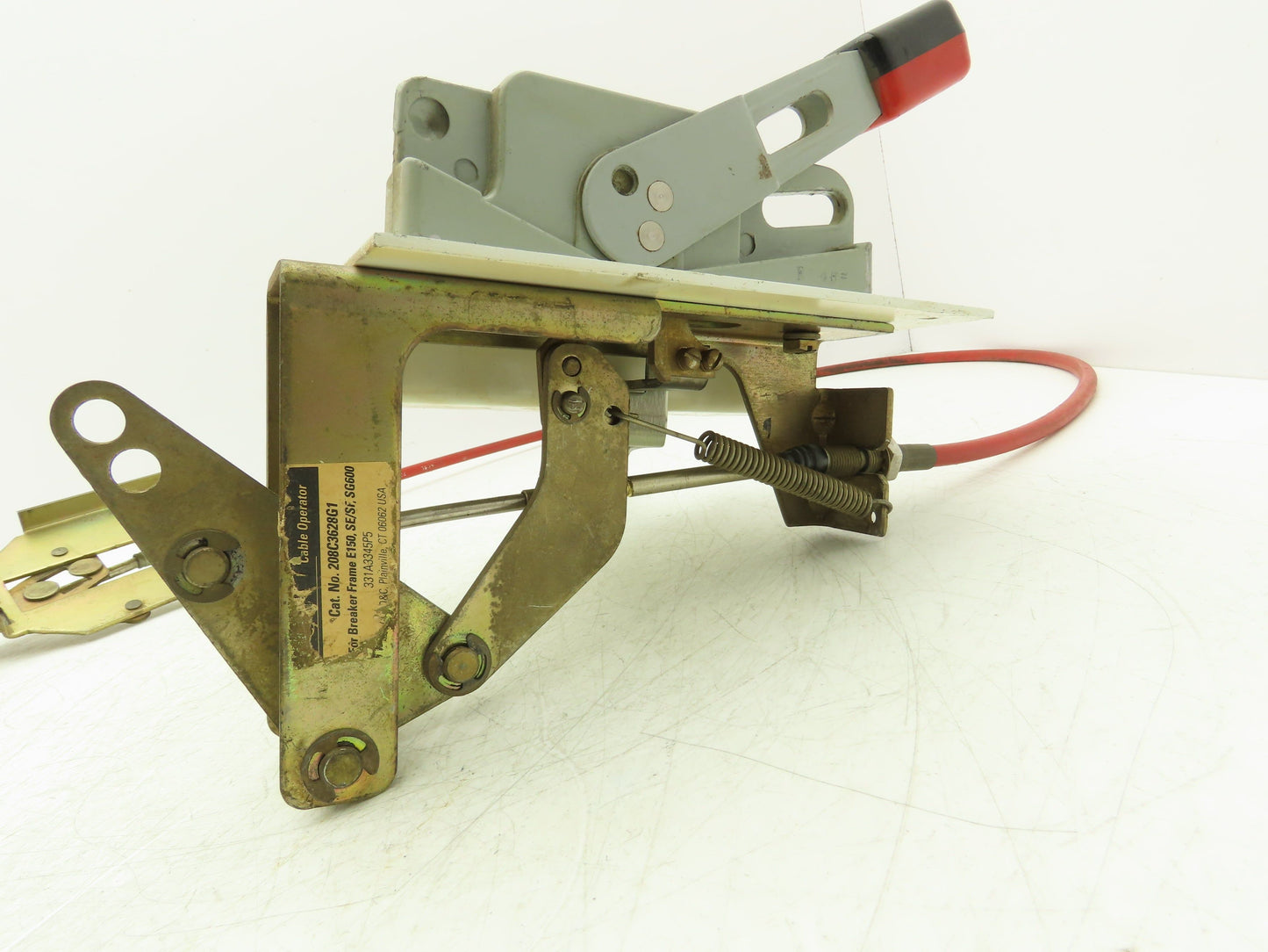 General Electric GE 208C3628G1 SCOM1EF Circuit Breaker Handle Mechanism SE/SF