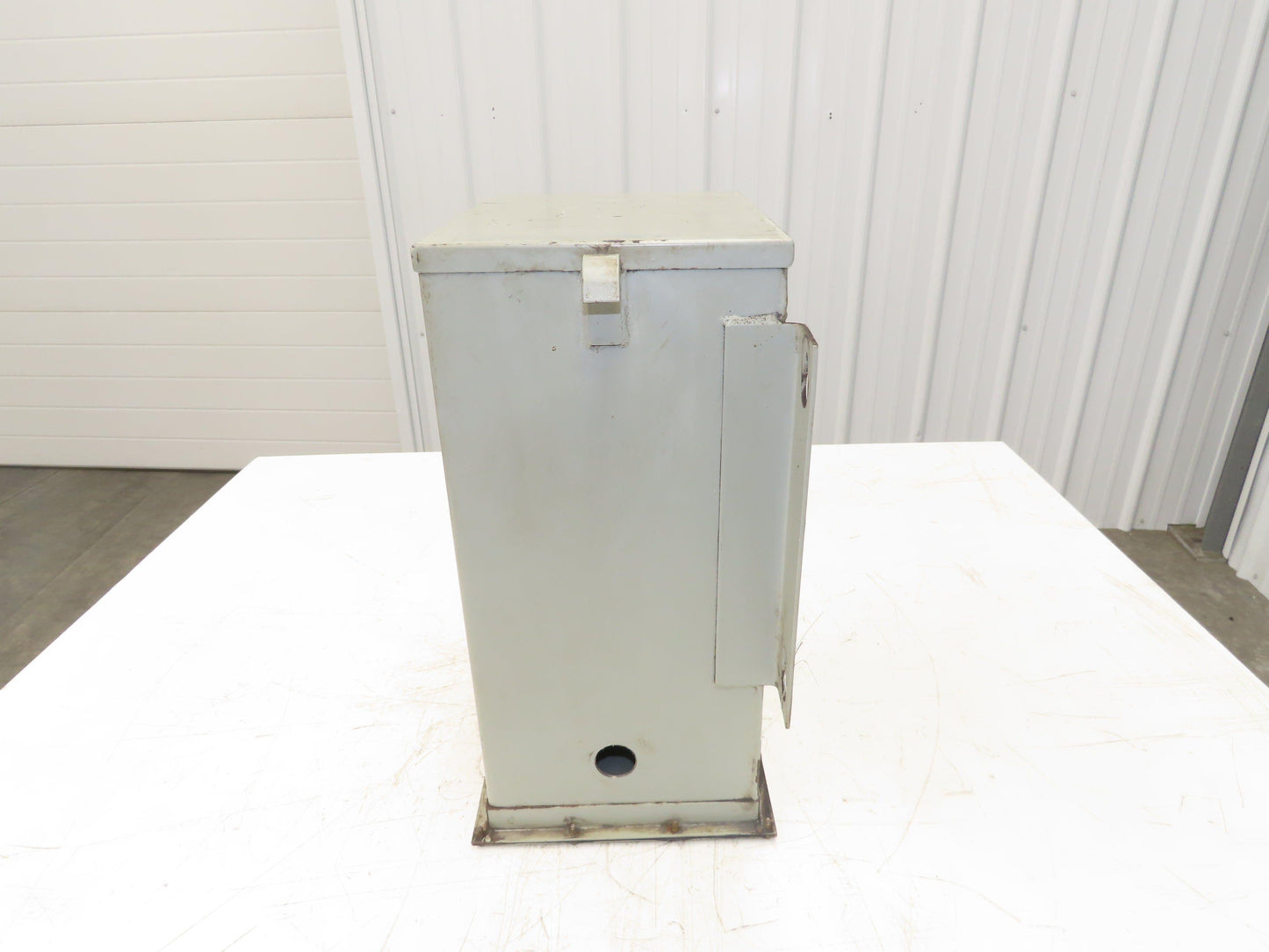 Sola Hevi-Duty HZ12-3000 Step-Down Transformer 3Kva 240/480V to 120V 1PH