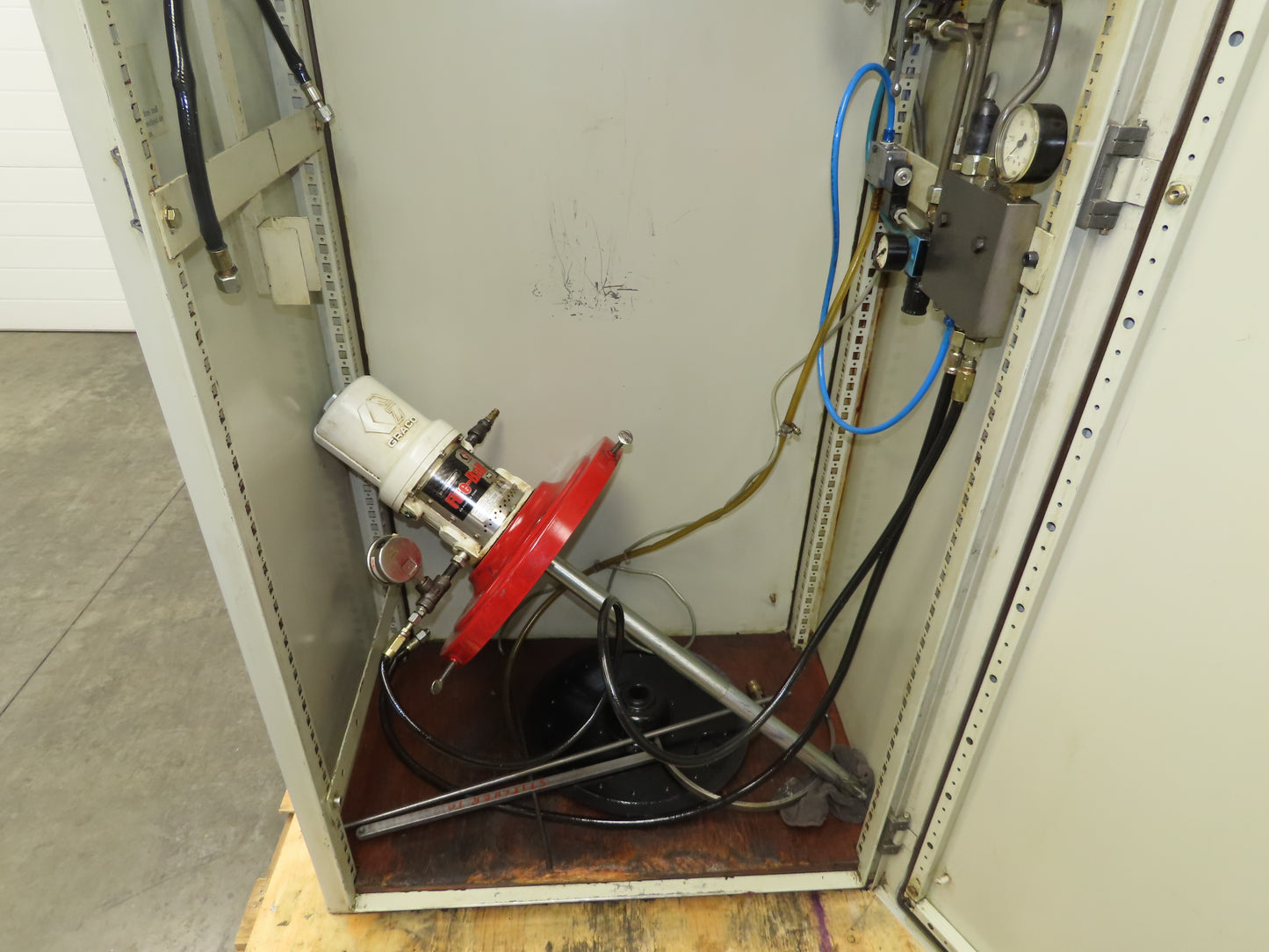 Bielomatik Graco Fireball Pneumatic 16Gal  Drum Grease Pump 4 Port High Pressure