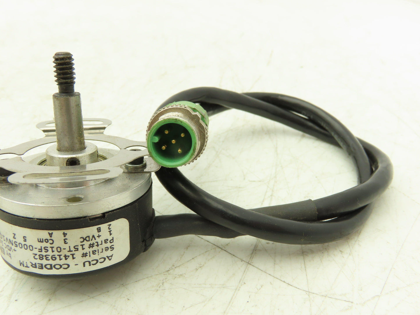 Encoder Products 15T-01SF-0005NV1QPP-J00 Accu-Coder Incremental Encoder 24Vdc