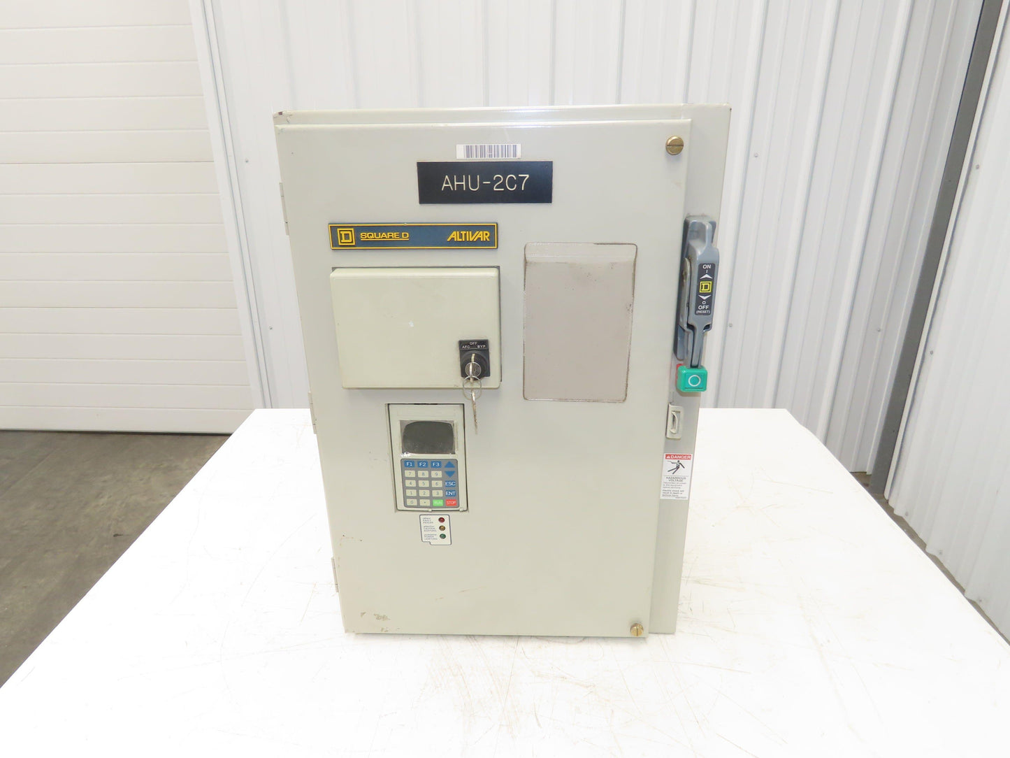 Square D ATV66U72N4U Altivar Enclosed 5 Hp Motor Controller