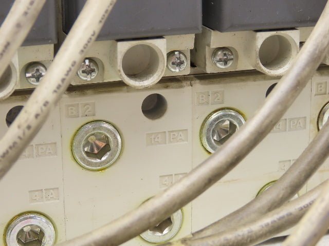 SMC VQ7-6-FG-D-3Z Double Solenoid Valve 7-Station Manifold Assy 5/2-way 24VDC