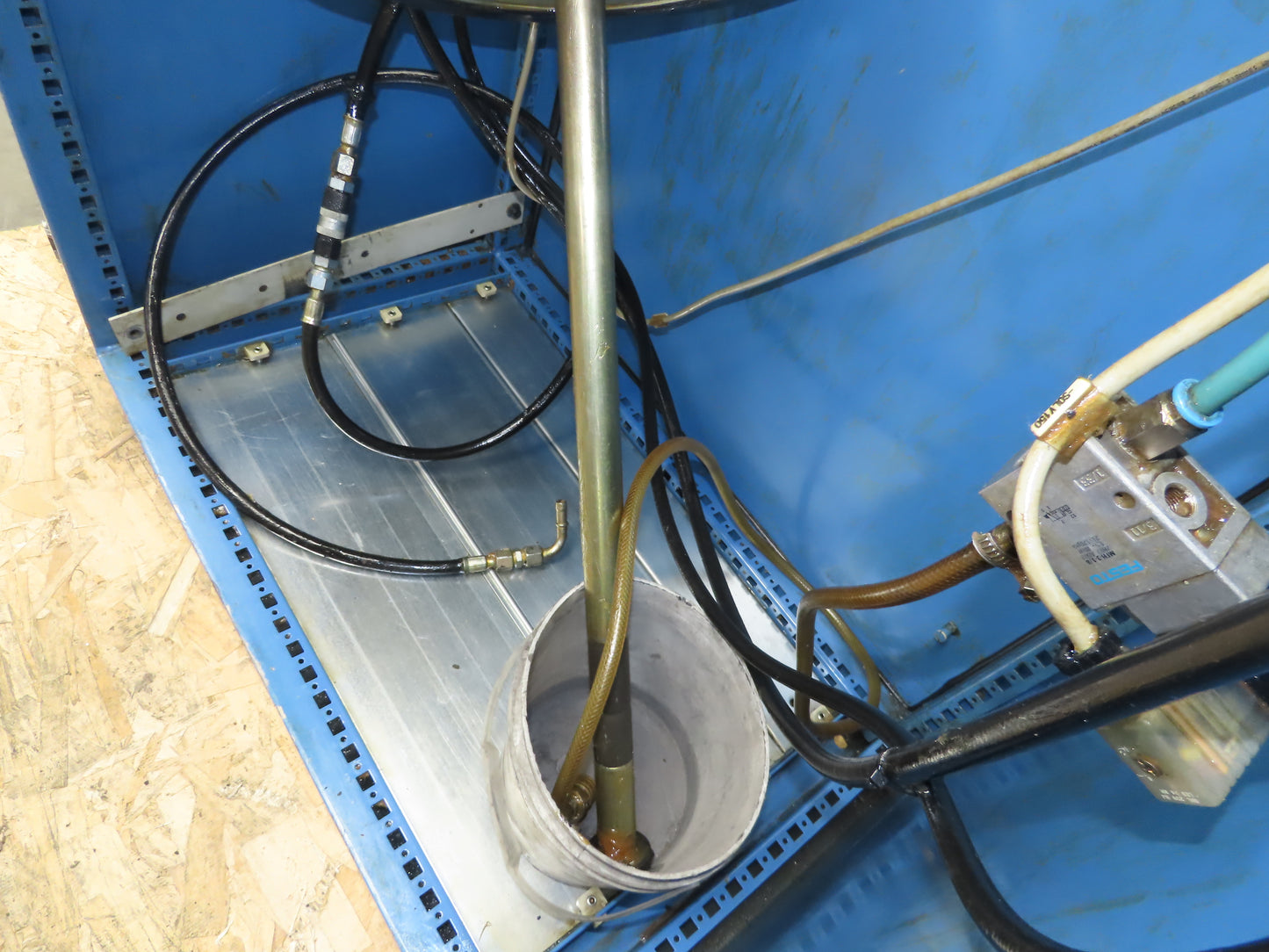 Bielomatik RAASM Pneumatic 16 Gal Drum Grease Pump 6 Port EPIS Controls