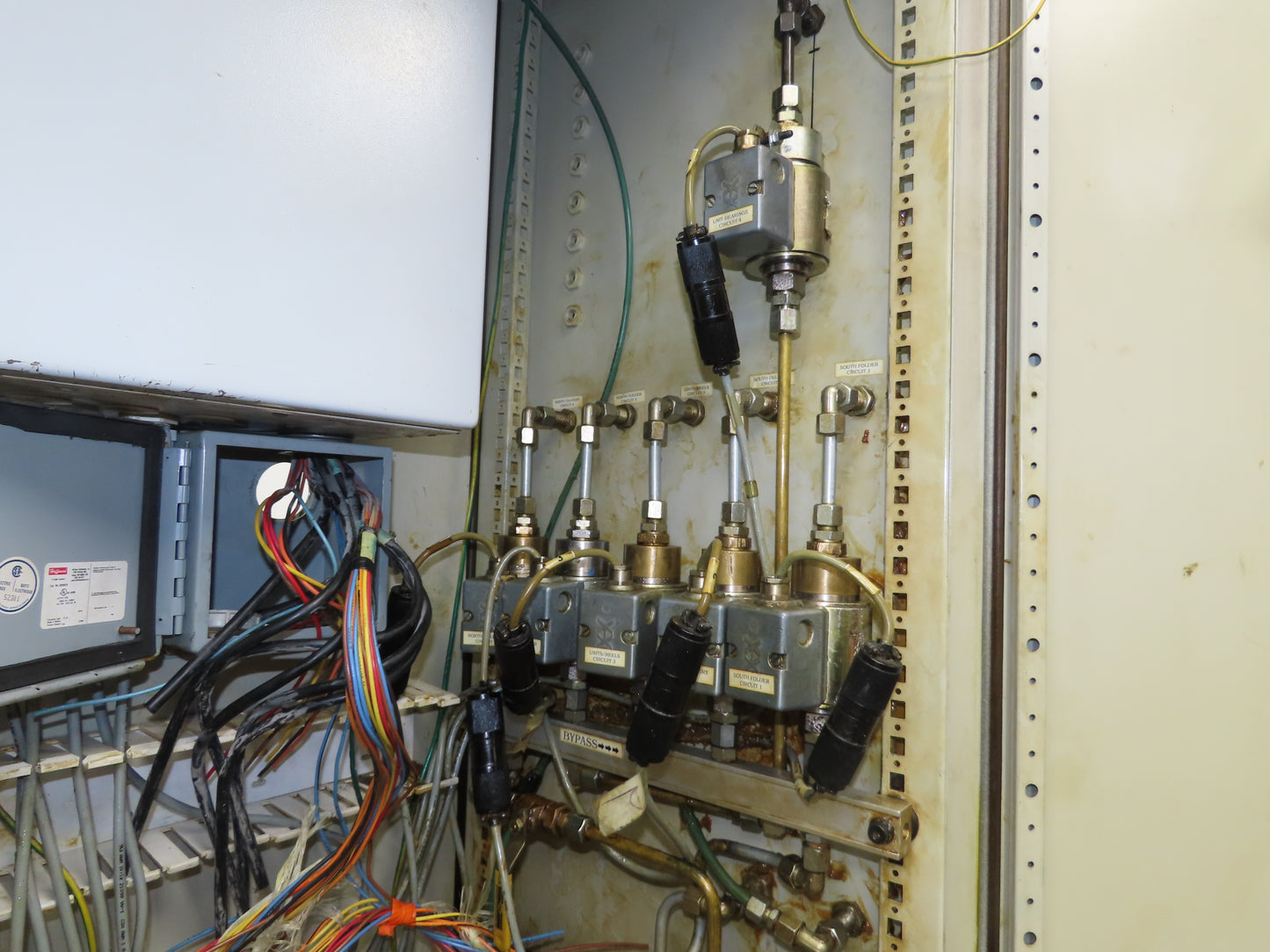 Bielomatik IR Aro Pneumatic 16 Gal Drum Grease Pump 6 Port EPIS Controls