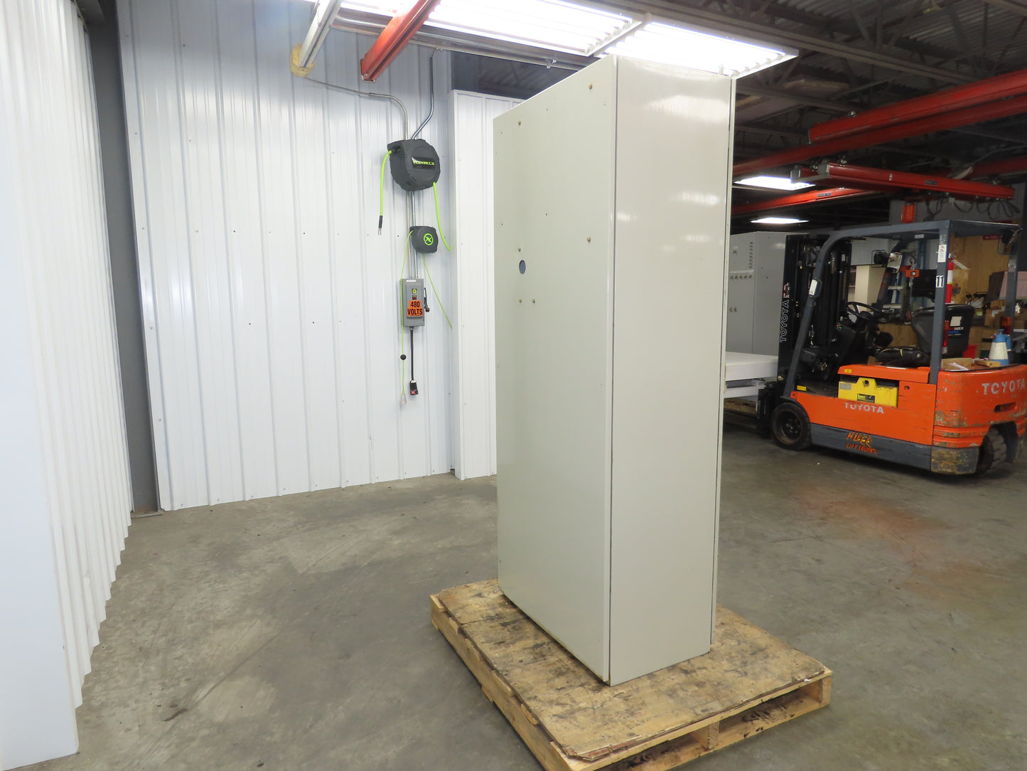 Bielomatik IR Aro Pneumatic 16 Gal Drum Grease Pump 6 Port EPIS Controls