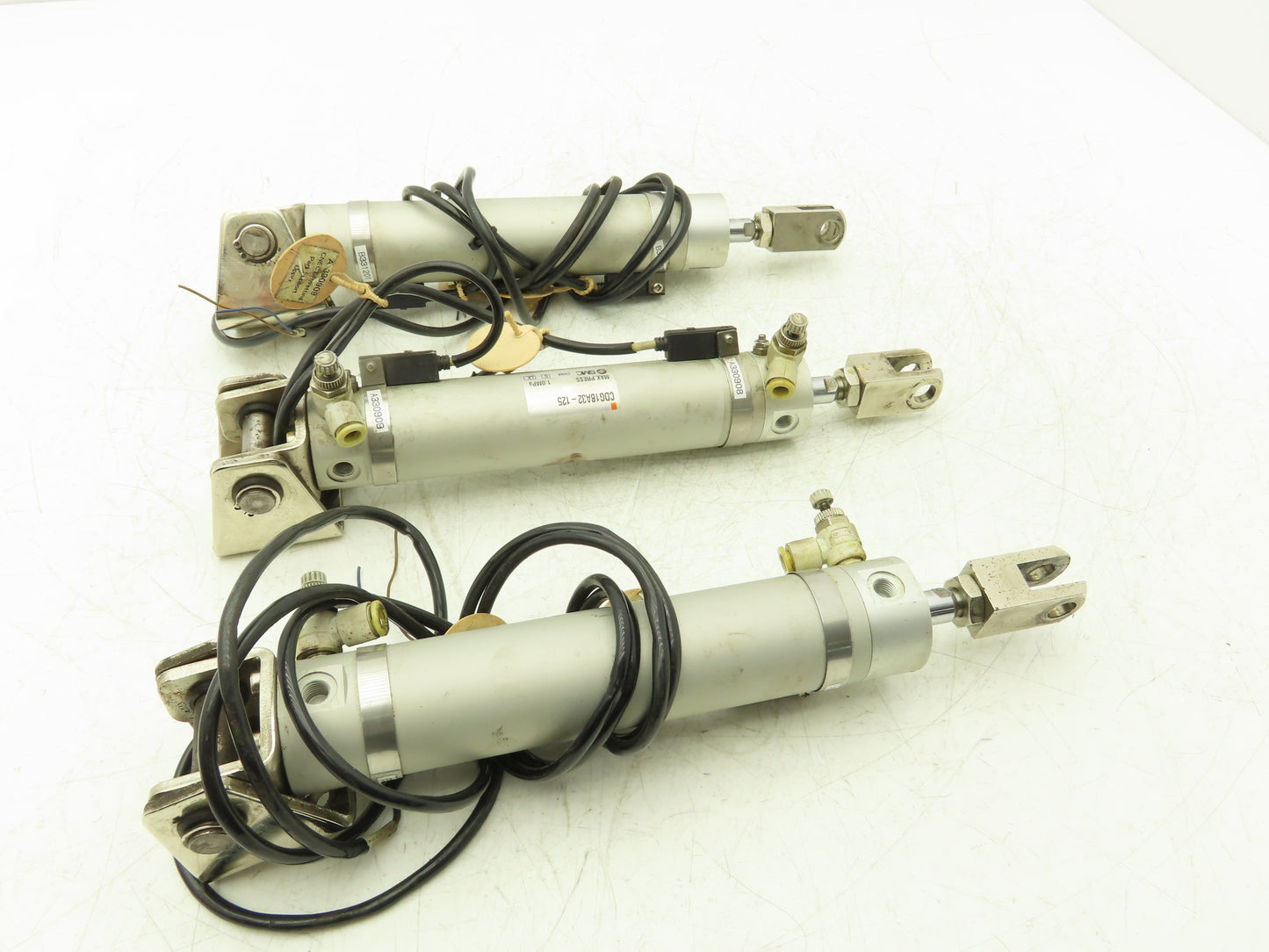 SMC CDG1BA32-125 Pneumatic Round Air Cylinder 125mm Stroke 32mm Bore -Lot of 3