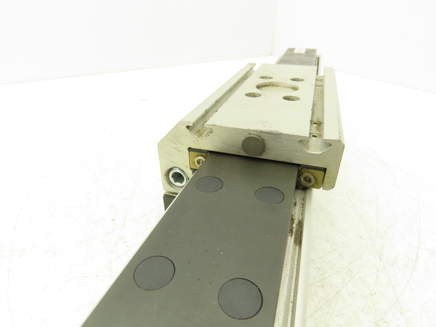 Festo DGPL-32-450-PP-VA-KF B Linear Slide Actuator Air Cylinder 450mm Stroke