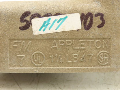 Appleton LB47  1-1/4" Conduit Body FM7 Grayloy  Lot of 5