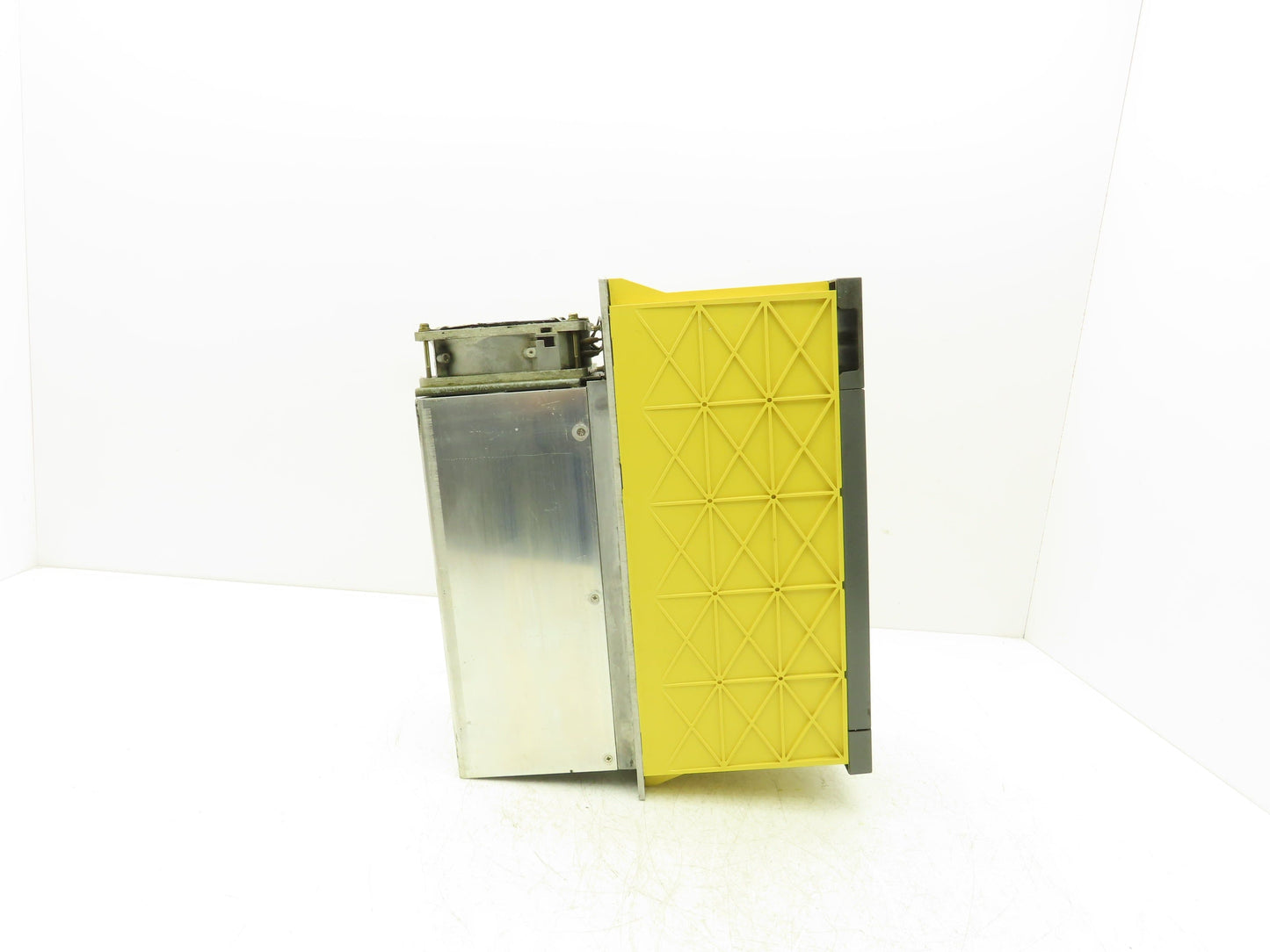 Fanuc A06B-6102-H230#H520 AC Servo Drive Amplifier Spindle Module 230V 133A Out