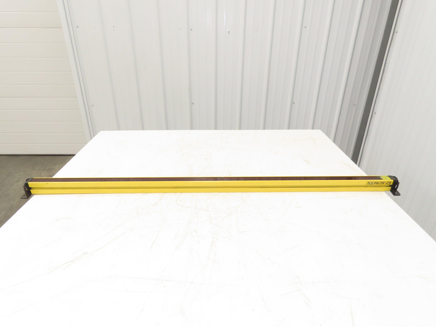 Banner SLSE30-1200Q8 EZ Screen Safety Light Curtain Emitter 1200mm 24VDC