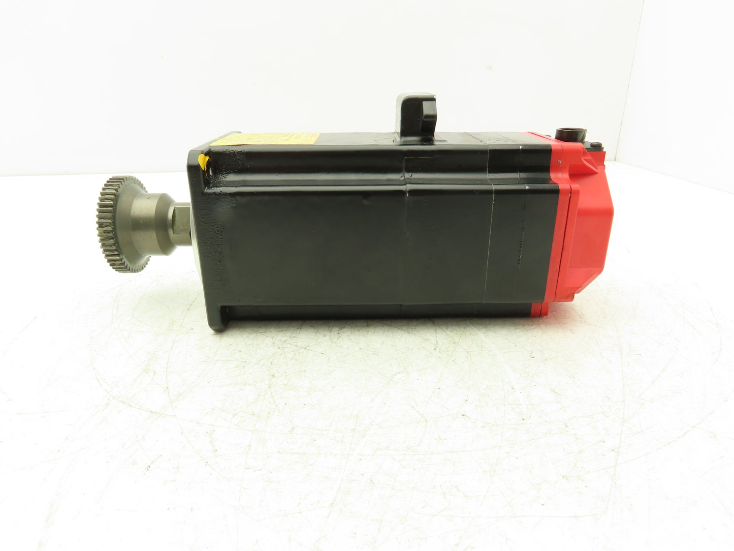 Fanuc A06B-0215-B605 AC Servo Motor 1.0kW 164v 3Ph 4000RPM Encoder A8602014T301