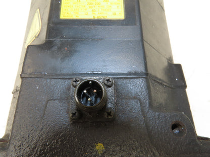 Fanuc A06B-0243-B605 AC Servo Motor 3.0kW 141v 3Ph 3000RPM Encoder A8602014T301