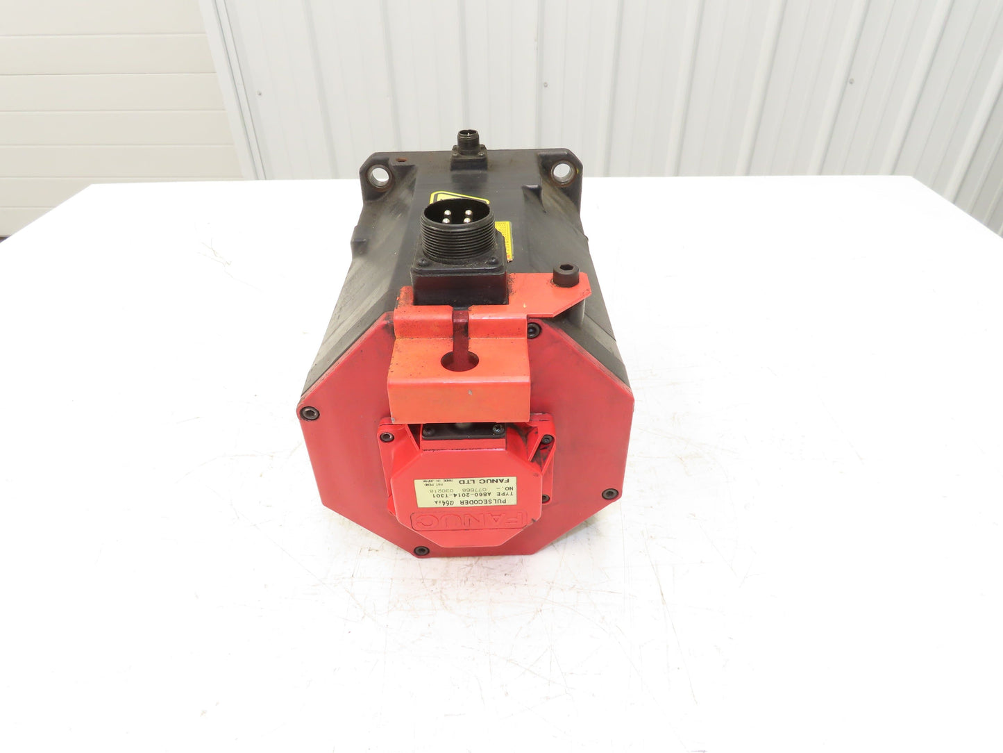 Fanuc A06B-0267-B605 AC Servo Motor 4.3kW 179v 3Ph 3000RPM Encoder A8602014T301