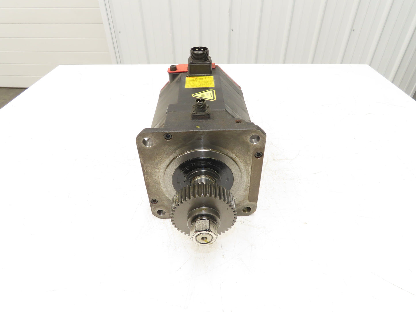 Fanuc A06B-0267-B605 AC Servo Motor 4.3kW 179v 3Ph 3000RPM Encoder A8602014T301