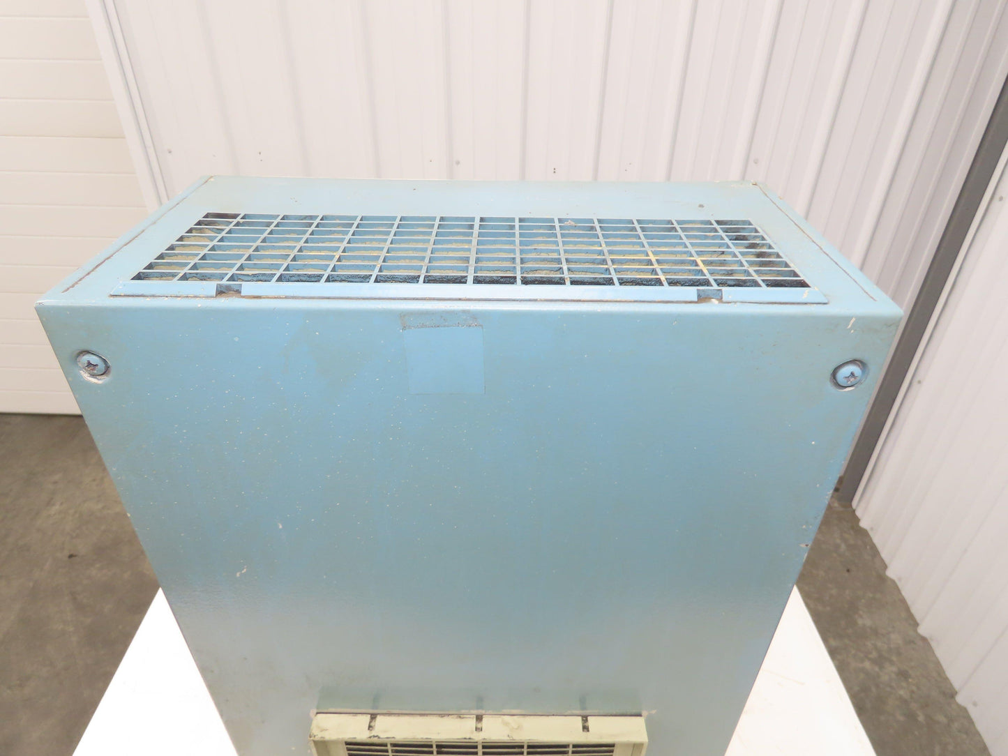 Rittal SK3277 Electrical Enclosure Air Conditioner 960W 230V 1Ph