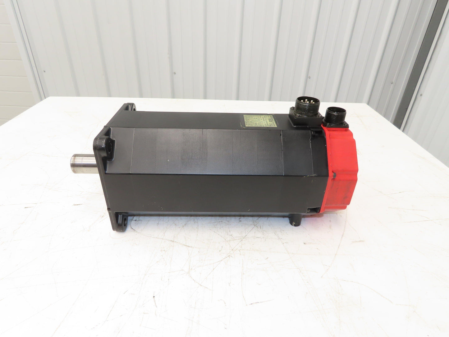 Fanuc A06B-0152-B076 AC Servo Motor 4.5kW 194v 3Ph 2000RPM Encoder A8600360V511