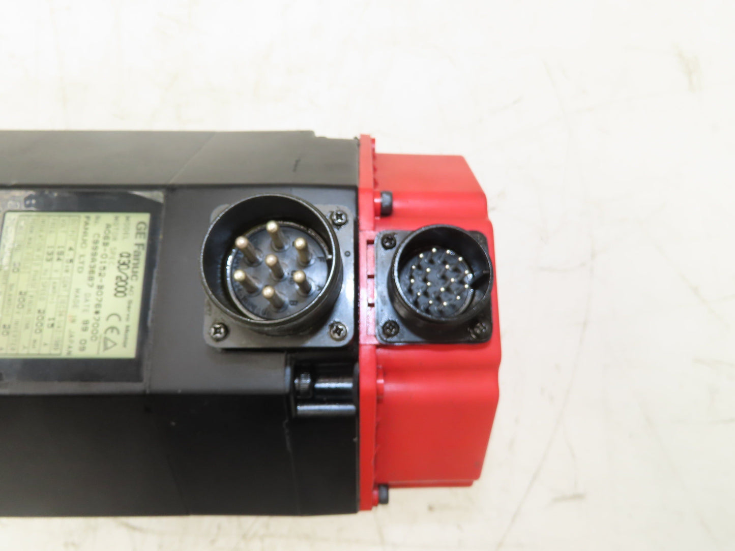 Fanuc A06B-0152-B076 AC Servo Motor 4.5kW 194v 3Ph 2000RPM Encoder A8600360V511