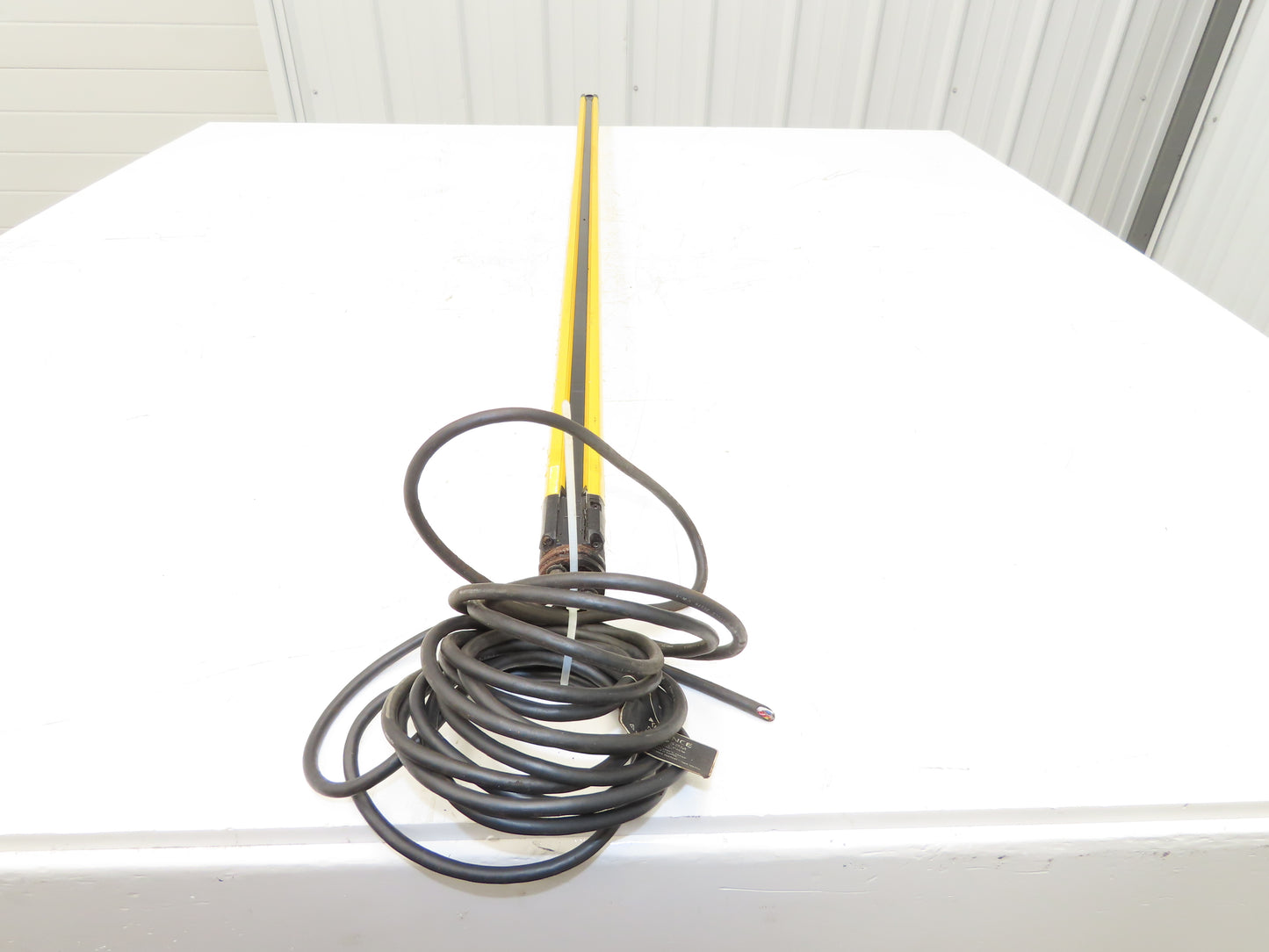 Keyence GL-R60H-T Safety Light Curtain Transmitter 1180mm 15m