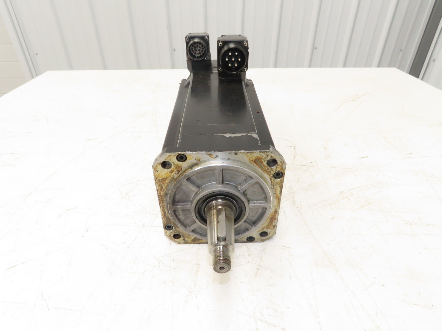 Okuma BL-MC190E-20T AC Servo Motor 3.9kW 2000 RPM 133V 3PH Encoder ER-HC-7200D