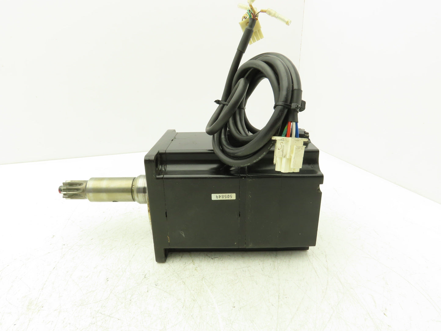 Yaskawa SGMP-15AWYR12 AC Servo Motor 1500 W 200 V 7.5 A