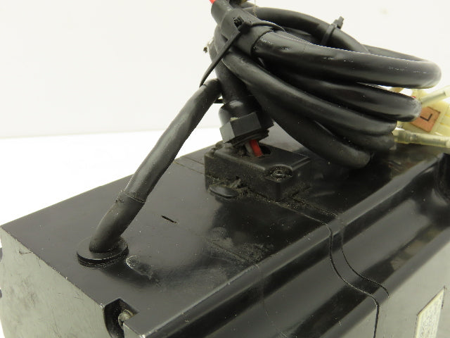 Yaskawa SGMP-15AWYR11 AC Servo Motor 1.5kW 1500w 200v 7.5 A