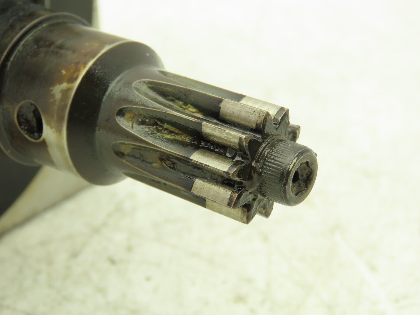 Yaskawa SGMP-15AWYR11 AC Servo Motor 1.5kW 1500w 200v 7.5 A