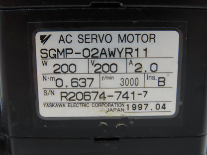 Yaskawa SGMP-02AWYR11 AC Servo Motor 0.2kW 200v 2.0A 3000rpm