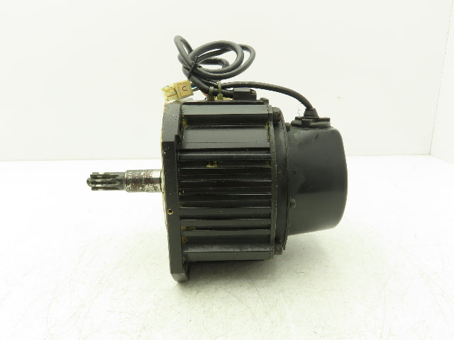 Yaskawa UTSAE-B17BB AC Servo Motor 0.55kW 2000rpm 200v with 2-3/4" Shaft