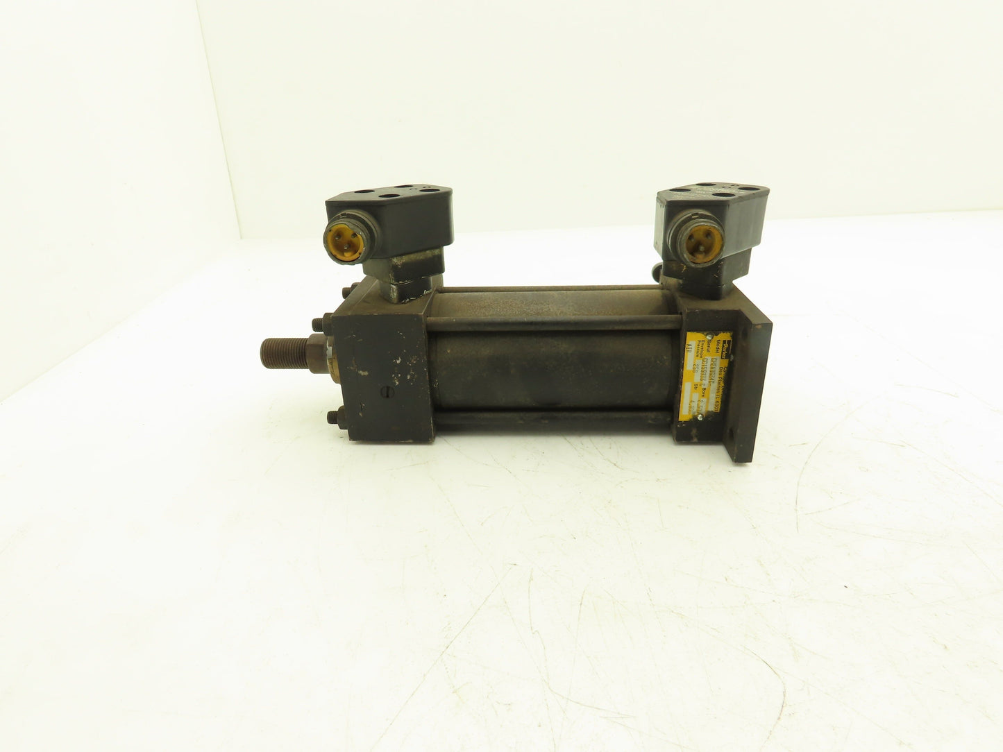 Parker CH2AUS34C Air Cylinder 2.5" Bore 4" Stroke 3/4"-16 End 250psi