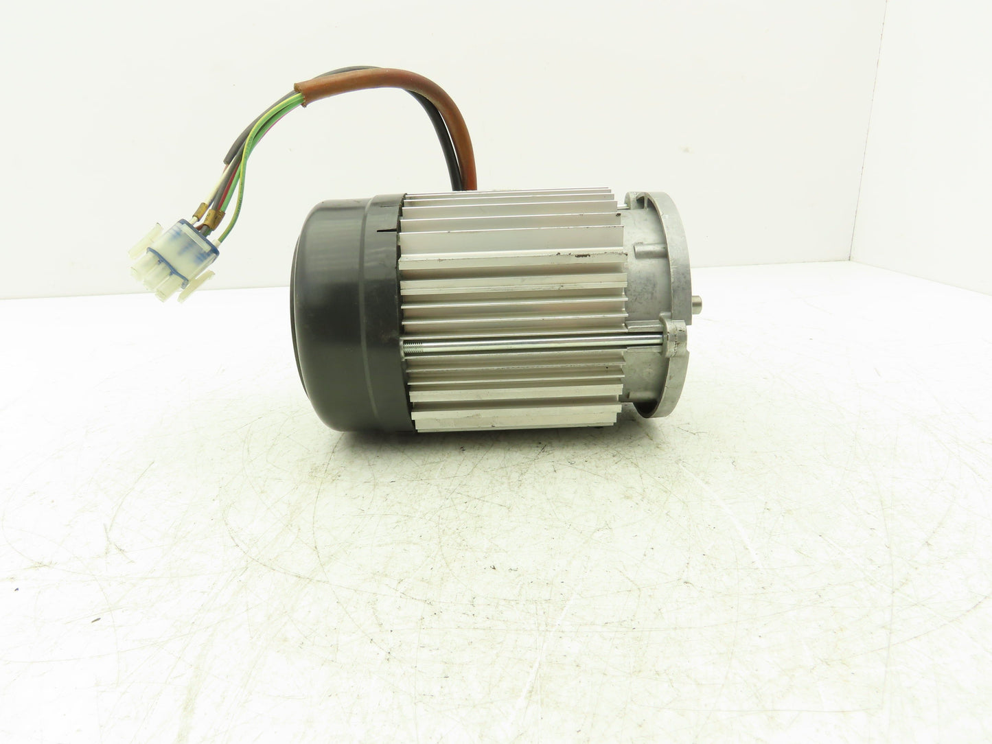 Elektromoterenwerk ECS 56G 4-218 AC Motor 0.1kW 1630rpm 110v 1ph 56 Frame IP54