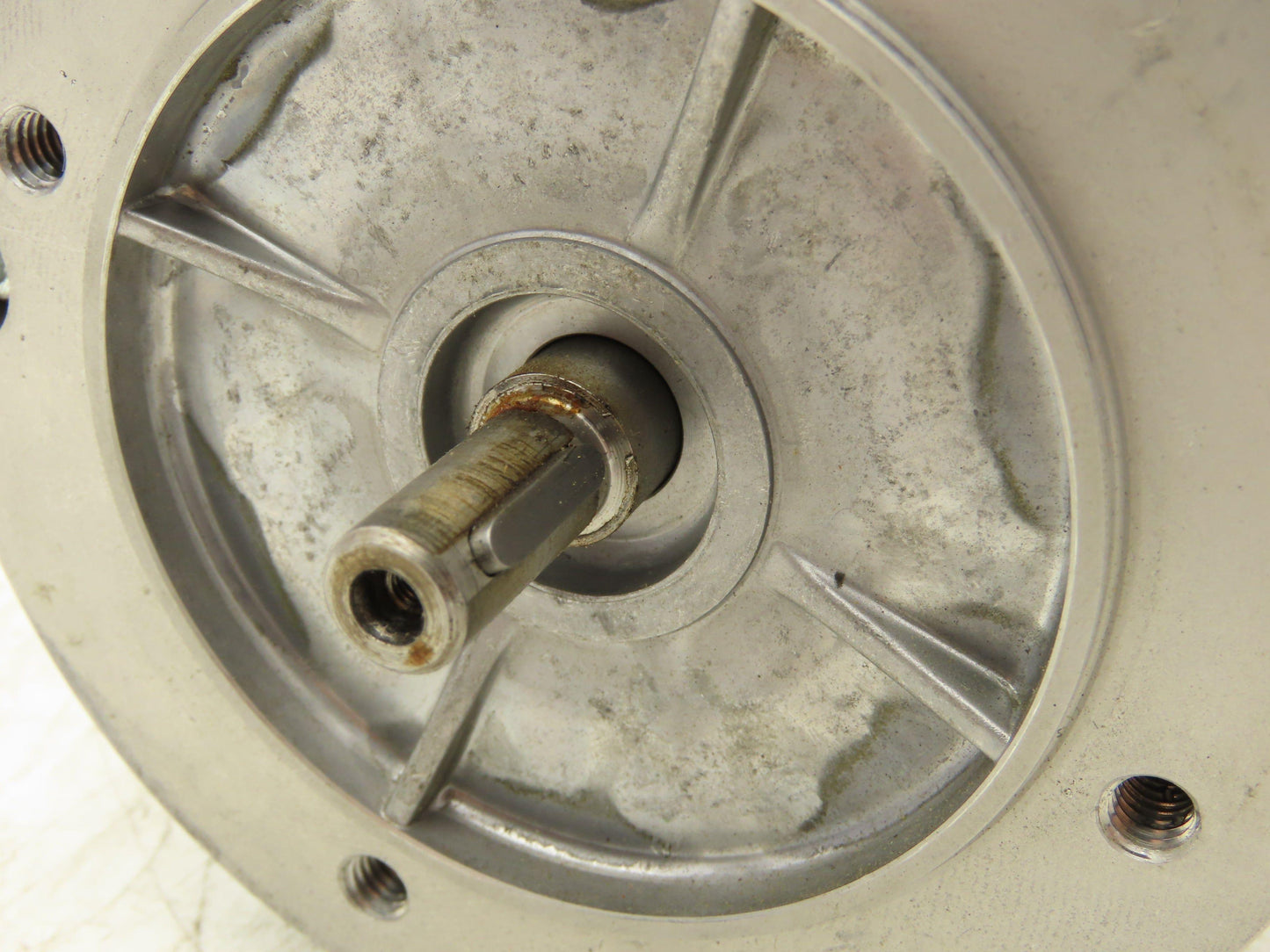 Elektromoterenwerk ECS 56G 4-218 AC Motor 0.1kW 1630rpm 110v 1ph 56 Frame IP54