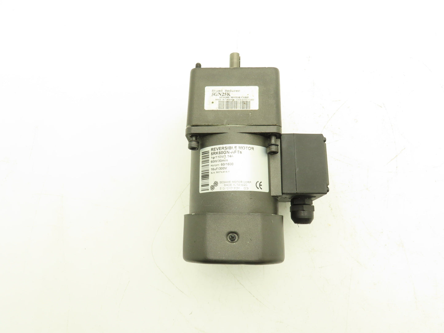 Sesame 5RK60GN-AFTs Reversible Gear Motor 25:1 Gearhead 64 RPM 110V 1PH 5GN25K