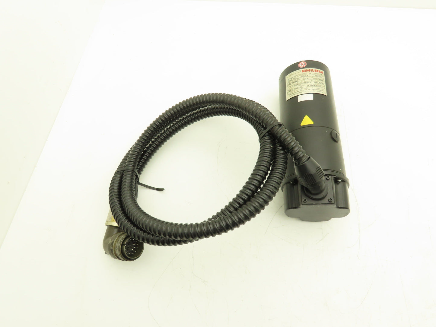 Anilam MTS30M4-59 DC Servo Motor 140V 2400 RPM w/Cable