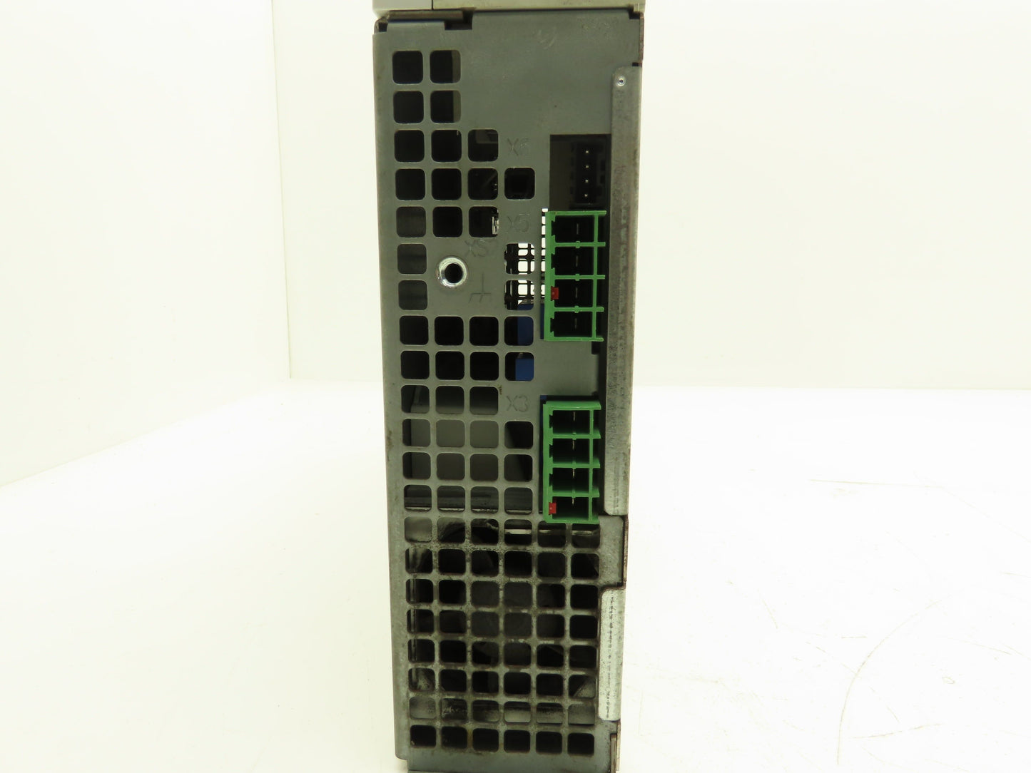 Rexroth HCS02.1E-W0028 IndraDrive C Servo Drive 3PH 200-500VAC 13A 530VAC 5A