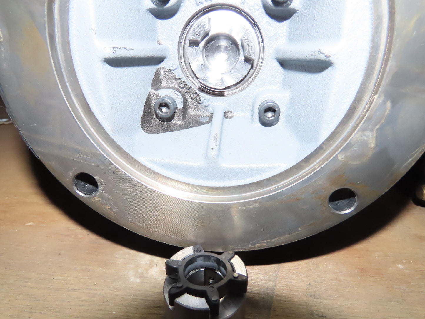 Sew Eurodrive KAZ47 AM56 Helical Gearbox 63.3:1 Reducer 28rpm Hollow Shaft 56C